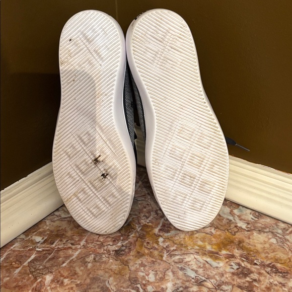 Converse Chuck Taylor Black and White Textured Hi Top Sneakers-Sz 7.5 - Picture 8 of 10